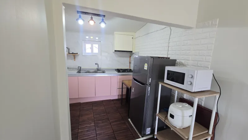 [Seongsan, Seogwipo][Seogwipo Private House] Farmhouse near the beach in Seongsan Seopjikoji Village 12