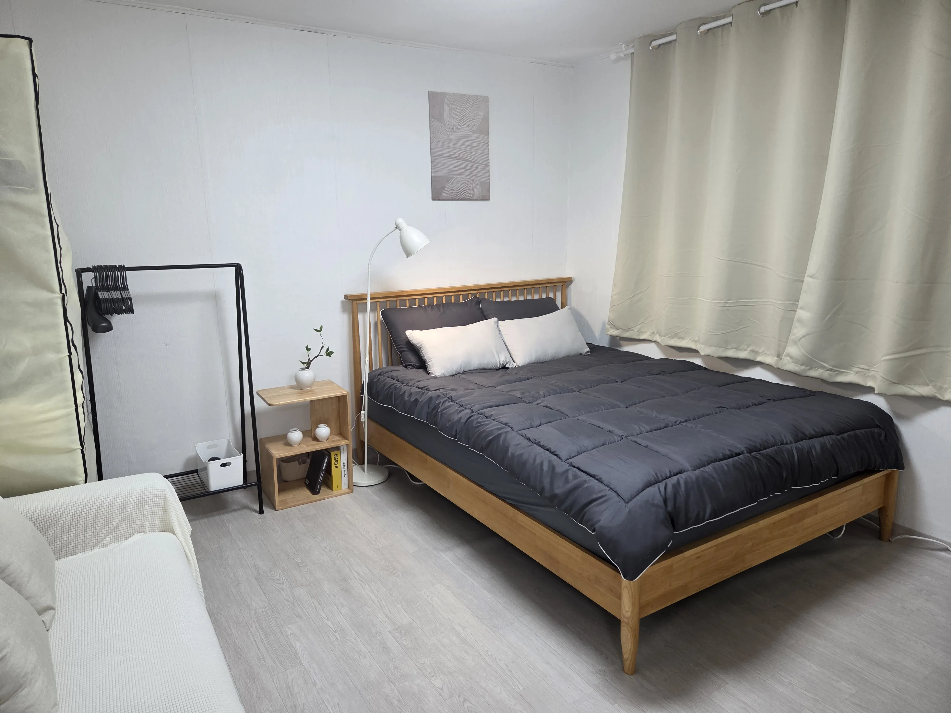 One-Bedroom in Ansan, Gyeonggi — 40m², sleeps 6, 1 bath
