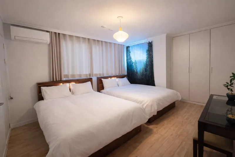 [Yongsan, Seoul] 3-room, 2-bathroom apartment in Huam-dong, near Sookmyung Women's University and Seoul Station. 4