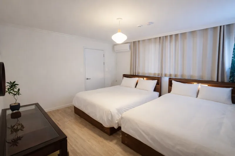 [Yongsan, Seoul] 3-room, 2-bathroom apartment in Huam-dong, near Sookmyung Women's University and Seoul Station. 3