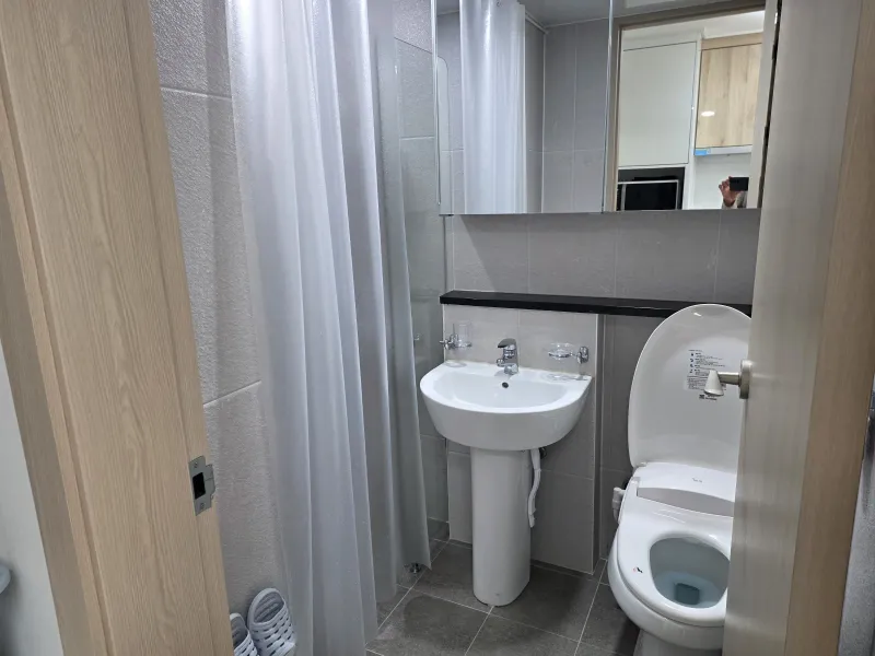 [Gangneung] 5-minute walk from Songjeong Beach, Anmok Beach, clean new building 6