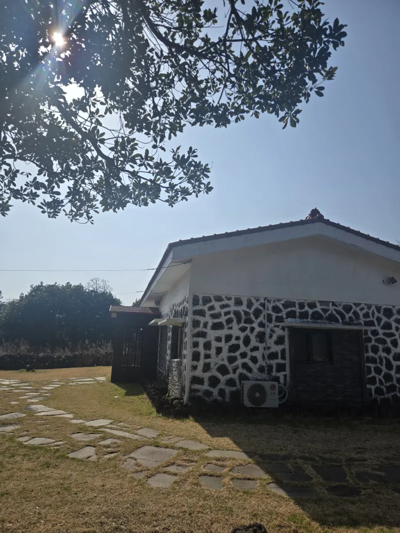 [Seongsan, Seogwipo] Sangsan Susanteul, a spacious yard where dogs are allowed 18