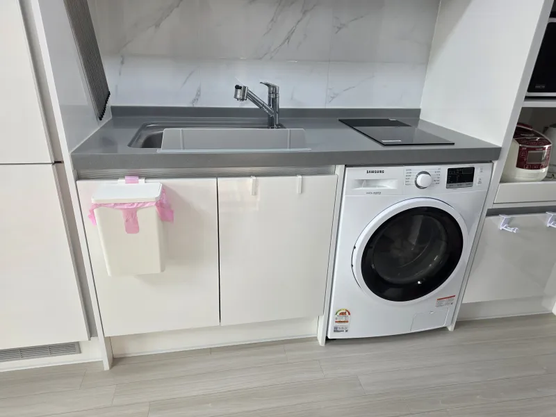 [Gangneung] 5-minute walk from Songjeong Beach, Anmok Beach, clean new building 9