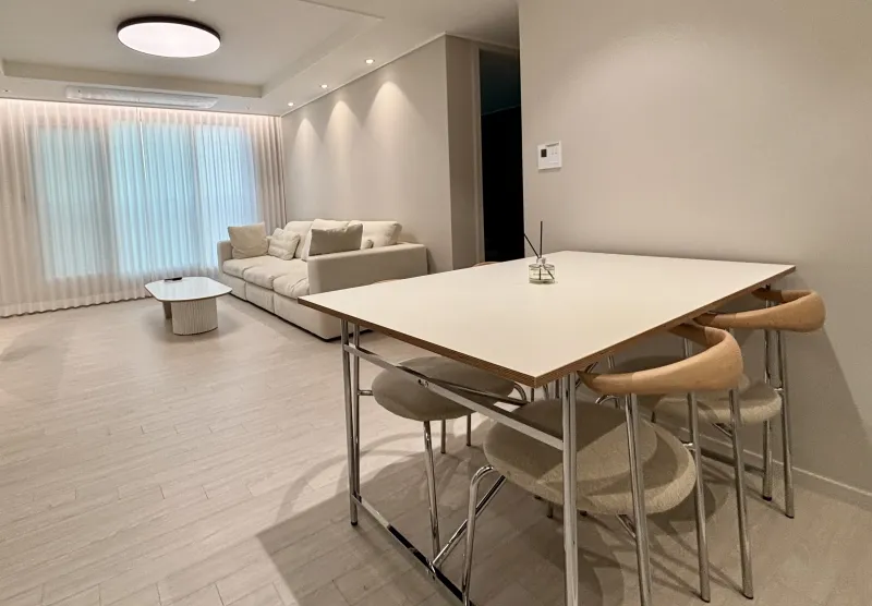 [Bucheon] Sosa·Yeokgok Station 3-room, 25-pyeong new apartment 7