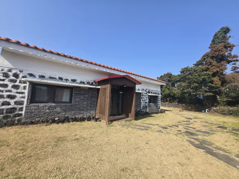 [Seongsan, Seogwipo] Sangsan Susanteul, a spacious yard where dogs are allowed 17