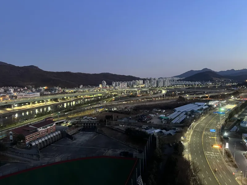 [Gwangmyeong][Gwangmyeong-si, Gyeonggi-do] High-rise south-facing two-bedroom apartment 17