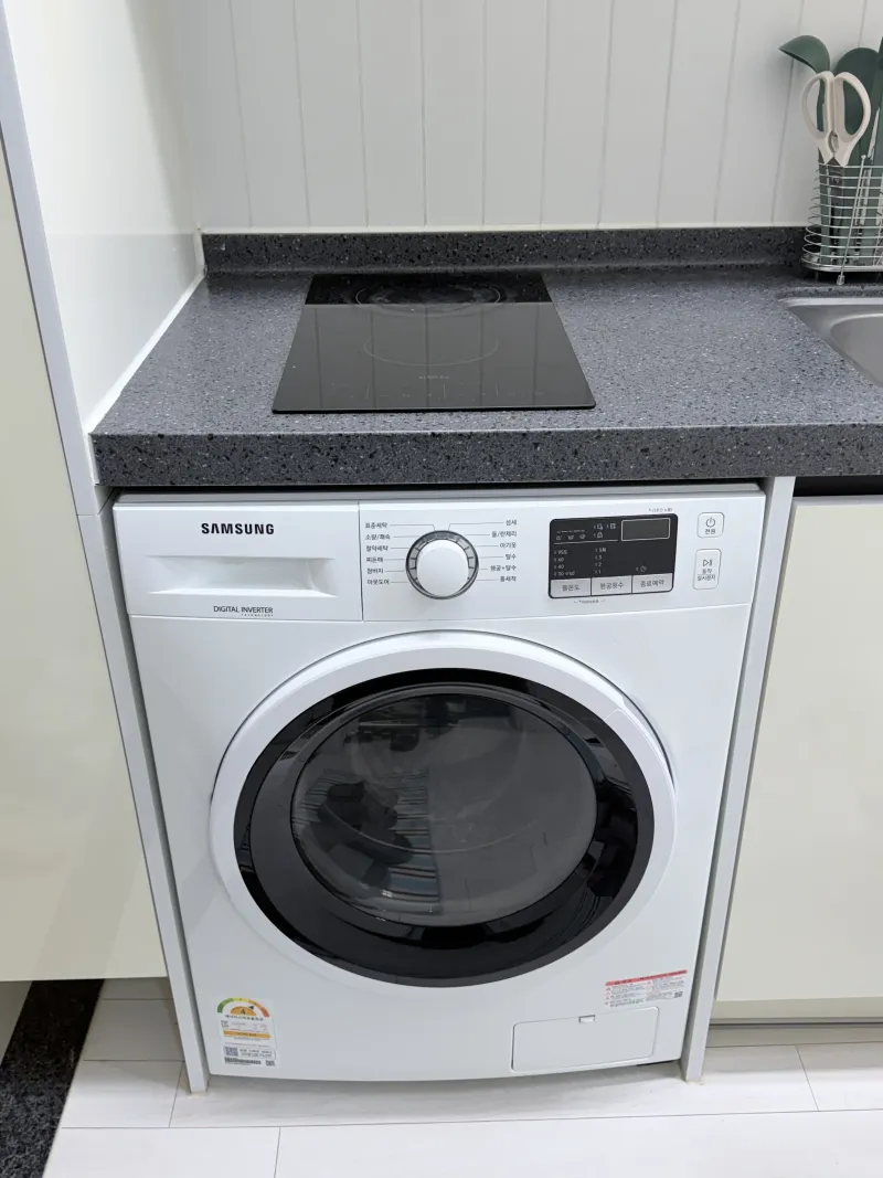 [Hwaseong] Walking distance from Dongtan Station #65-inch TV 13