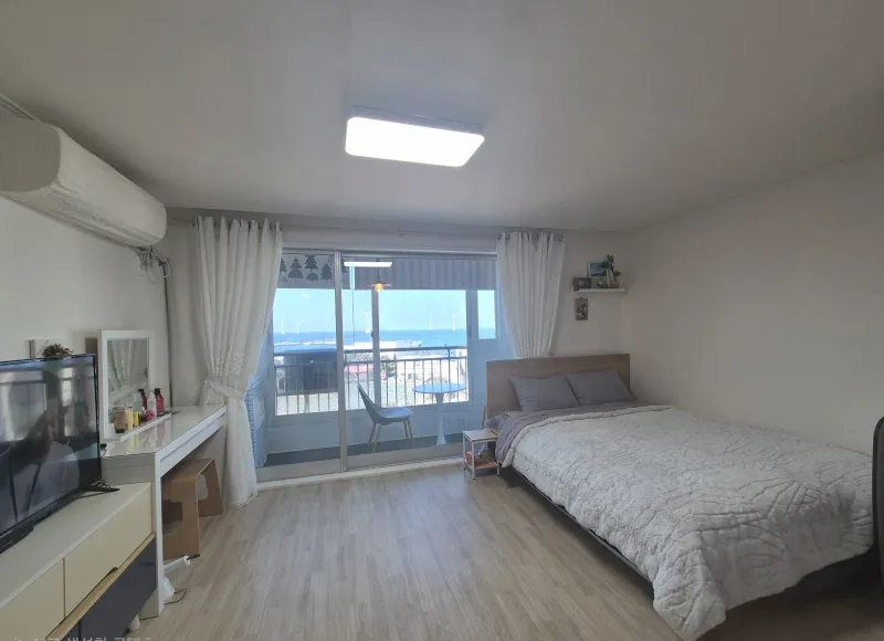 [Hallim, Jeju] (Aewol/Hanlim) The sea is a 5-minute walk away #OceanView #FieldWallView #4thFloorTwoRoomApartment #FootPedestrian~ 2