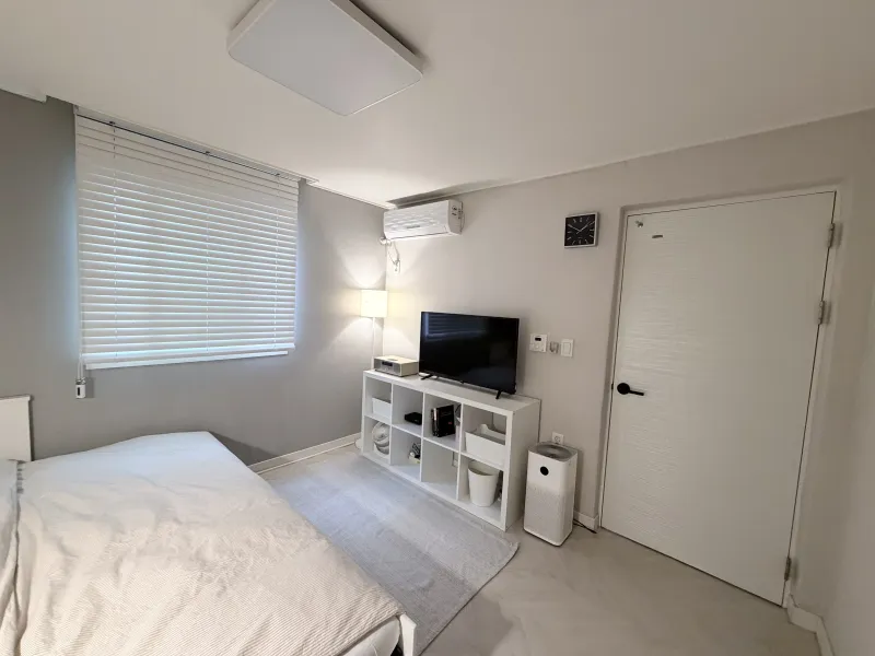 [Jongno, Seoul] Dongsung-dong Hyehwa Station Seoul National University Hospital Two-room 1st Floor Healing House 4