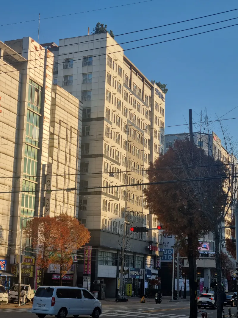 [Cheonan][Cheonan, South Chungcheong Province] A 'small rest' near Dujeong Station 19