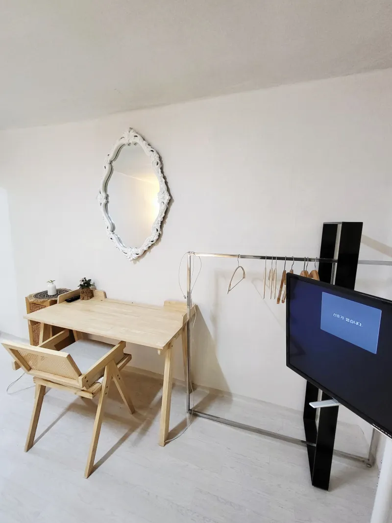[Namdong, Incheon] Guwol 2-Room Yellow House 4