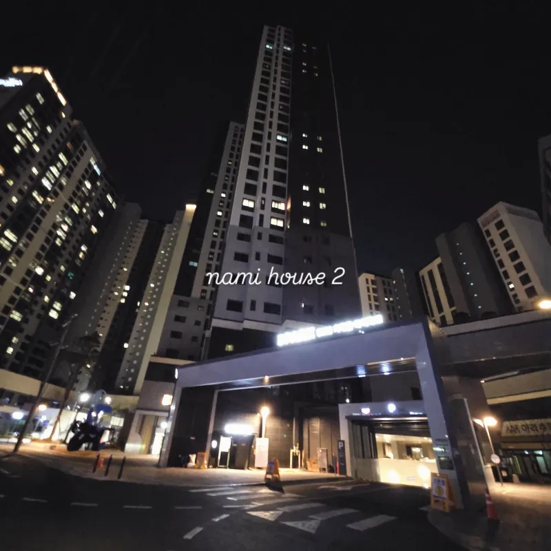 [Seodaemun, Seoul] Namgajwa-dong/DMC Newly Occupied 30 Pyeong Long-Term Stay with Best Value 24