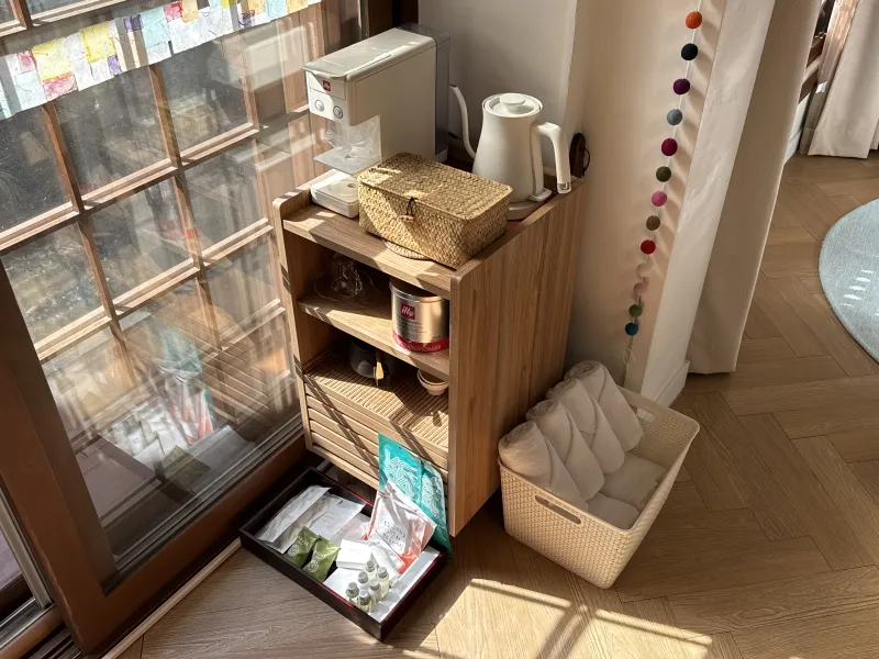 [Jongno, Seoul] A small, detached Hanok with a cypress bathtub 17