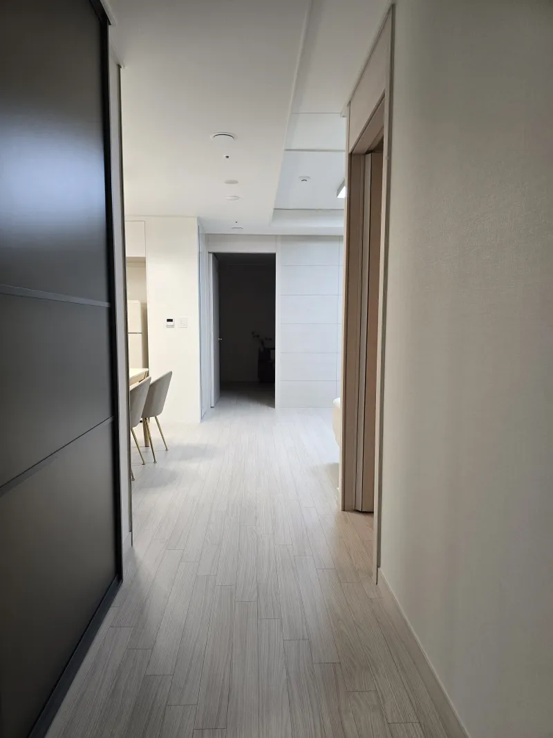 [Yeonsu, Incheon] Songdo/Campus Town, 2-minute walk away, newly built two-room apartment #Lighting restaurant 13