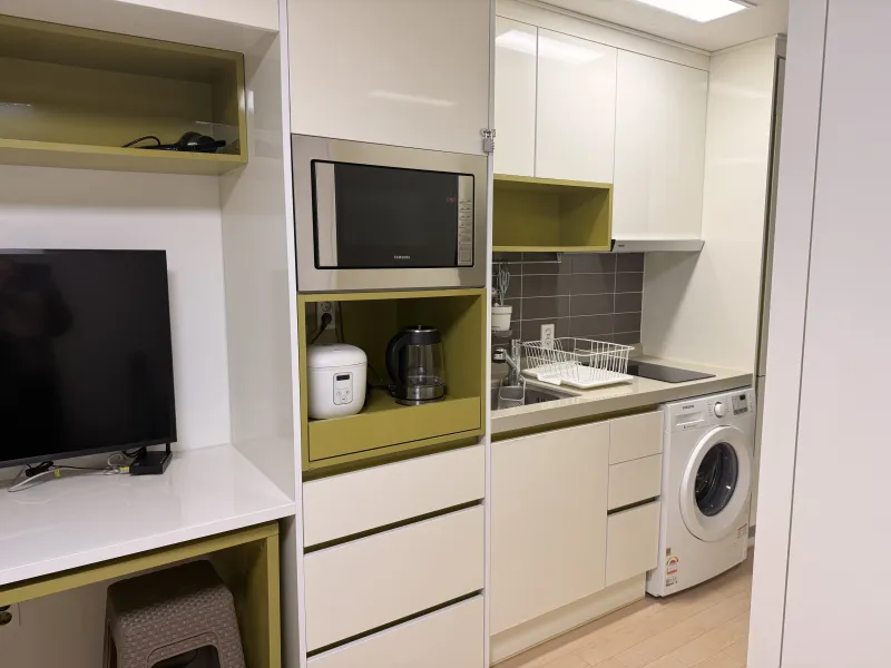 [Jungmun-dong, Seogwipo][5 minutes from the sea, comfortable as home, fully equipped + cost-effective + clean and safe accommodation] 3#4 8
