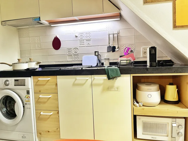 [Seodaemun, Seoul] 3-minute walk from Ewha Womans University Station 17