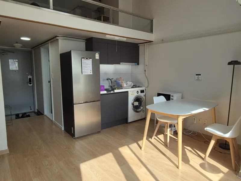 [Suwon] 1 minute from Suwon City Hall Station, a comfortable workation, Haenggung-dong, Gwanggyo Lake Park 3