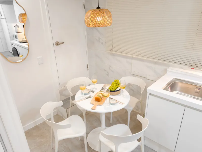 [Mapo, Seoul] 2R2B, 5-minute walk from Hapjeong Station 85