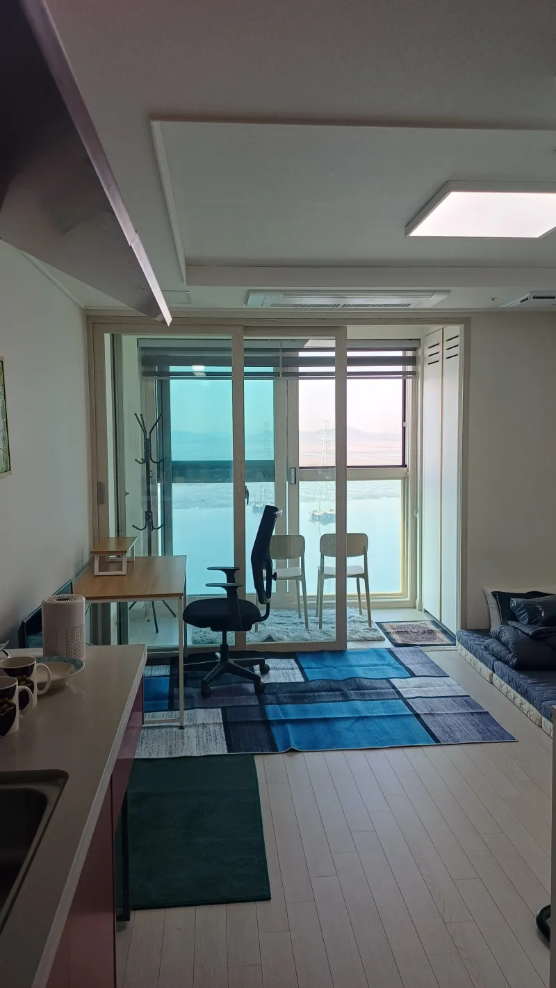 [Ansan] One-room apartment with ocean view on Banwol Island 25