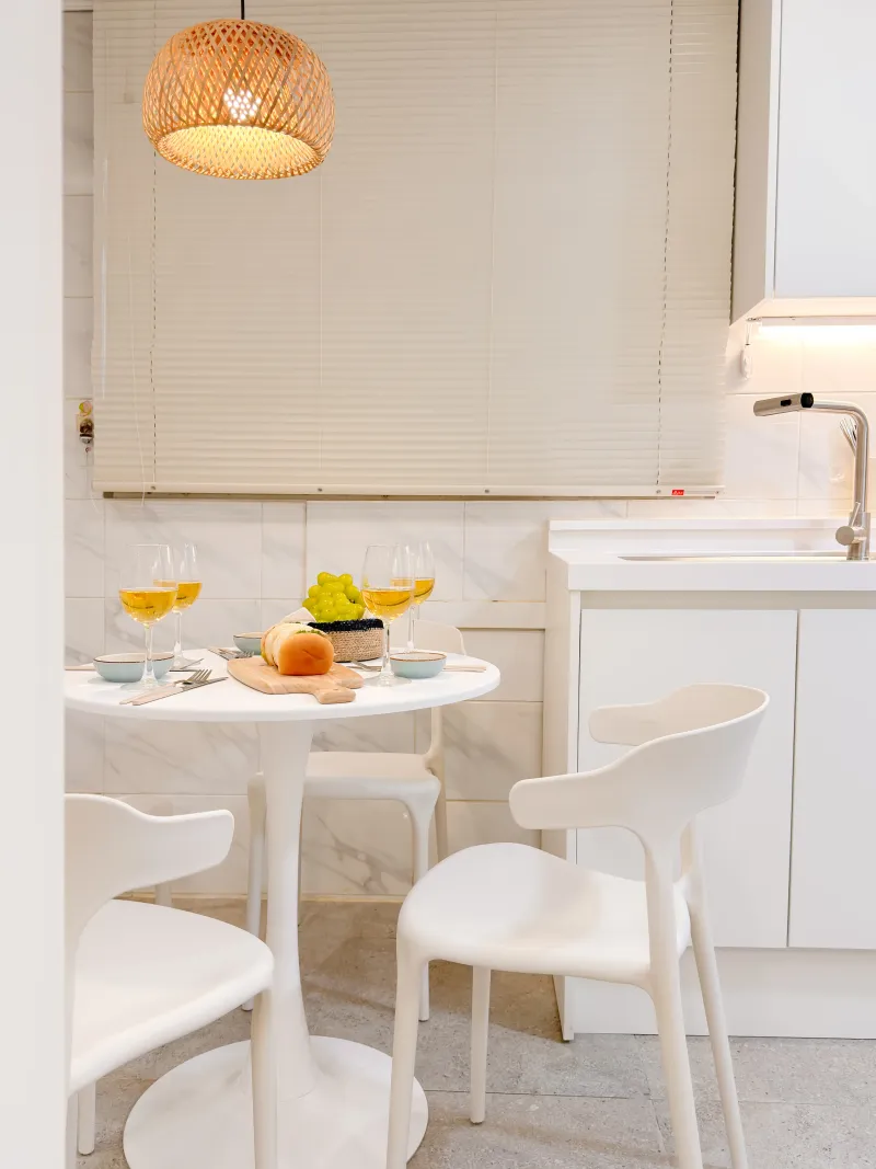 [Mapo, Seoul] 2R2B, 5-minute walk from Hapjeong Station 84