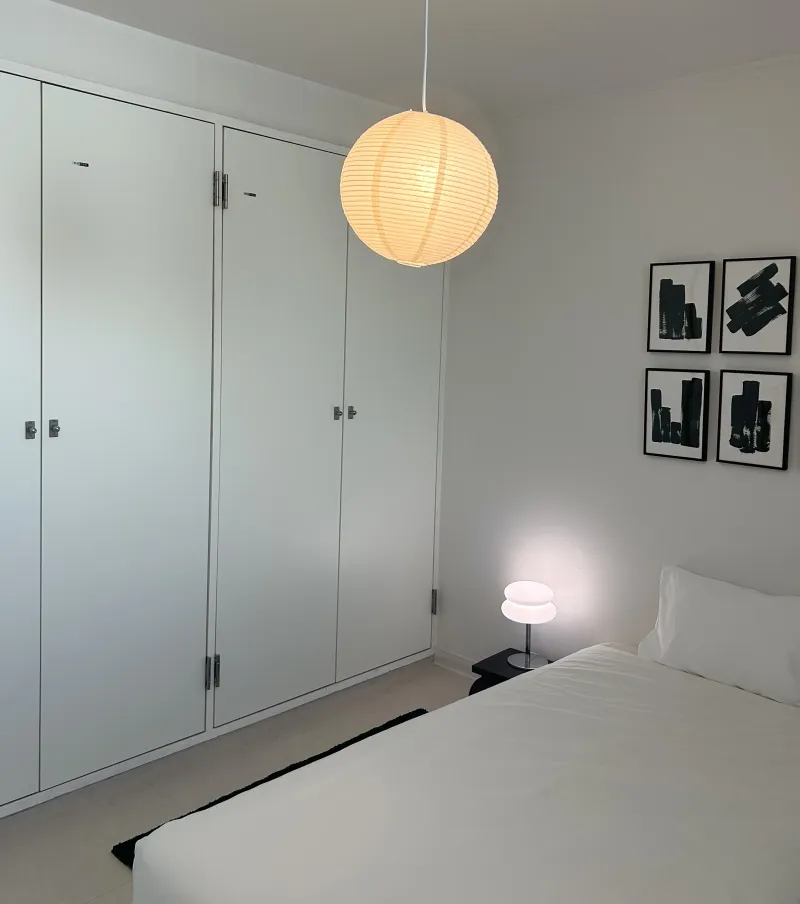 [Cheonan] 3 Bedrooms, 4 Beds, Pet-Friendly* 1-minute walk to downtown. Multiple parking spaces available* 7