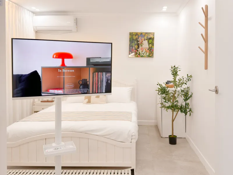 [Mapo, Seoul] 2R2B, 5-minute walk from Hapjeong Station 98