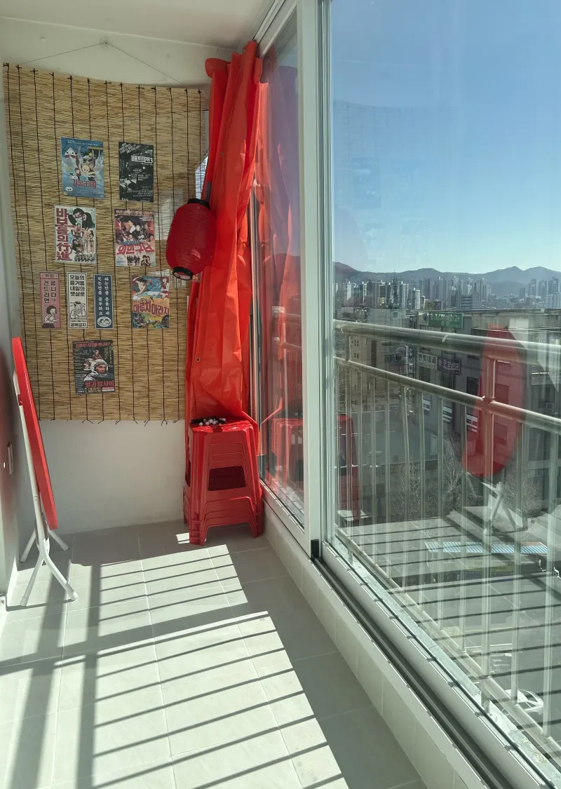 [Cheonan] 3 Bedrooms, 4 Beds, Pet-Friendly* 1-minute walk to downtown. Multiple parking spaces available* 21