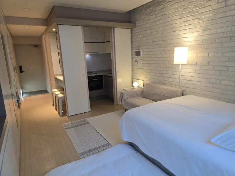[Seongnam][Located in the heart of Bundang Jeongja European-style Cafe Street] Maximum 3 people 6