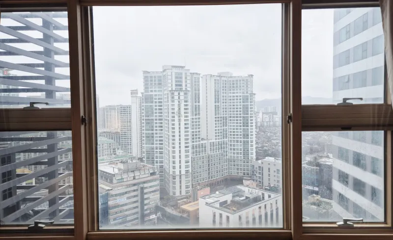 [Seongnam] High-rise city view with parking available near Jeongja Station 8