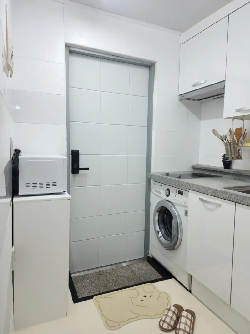 [Seodaemun, Seoul] Suitable for 2 people / Cozy studio with separate rooms near Sinchon and Hongdae 11