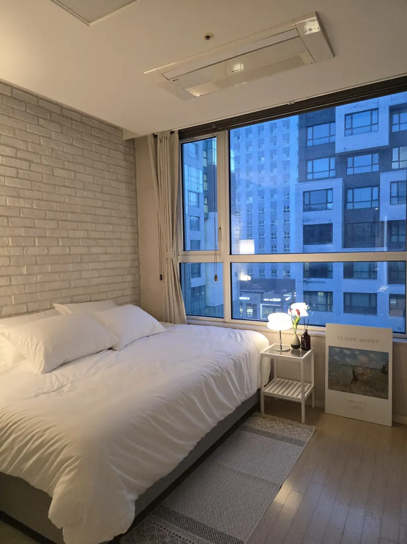 [Seongnam][Located in the heart of Bundang Jeongja European-style Cafe Street] Maximum 3 people 3
