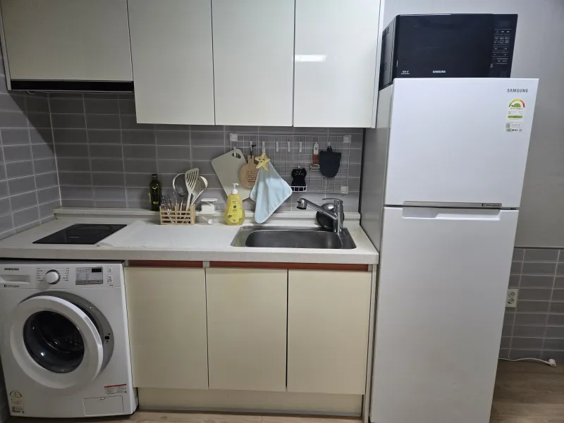 [Seo-gu, Daejeon] Spacious open room ♡ On-site / Natural lighting / Fully furnished 17