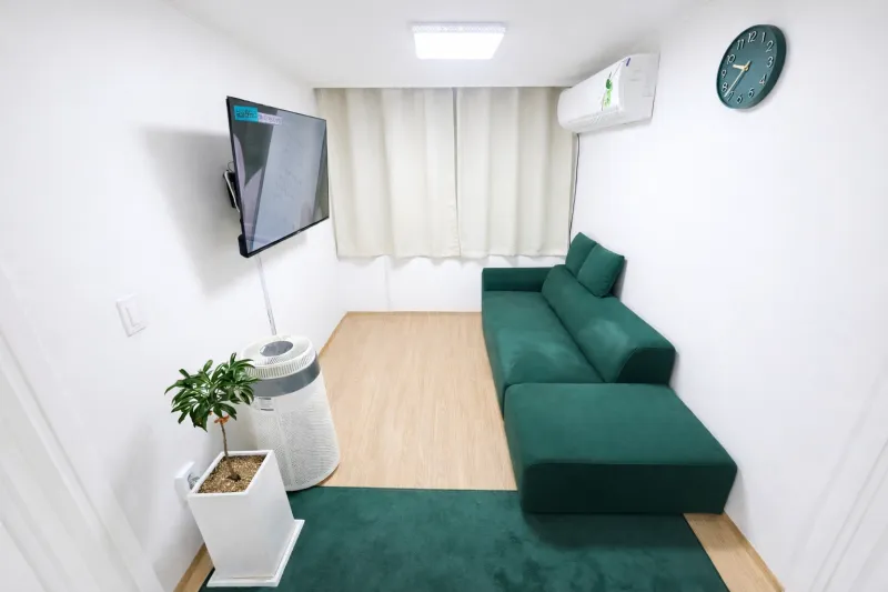 [Seodaemun, Seoul] 7-minute walk from Hongik University Station, Room 202 10