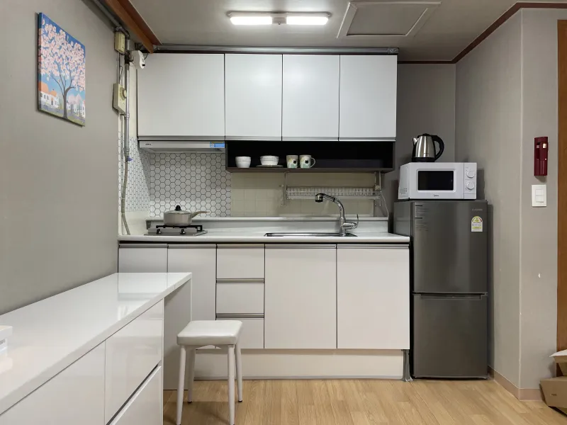 [Songpa, Seoul] Bangi-dong/3 minutes from Hansung Baekje Station (Line 9), 7 minutes from Mongchontoseong Station (Line 8) 11