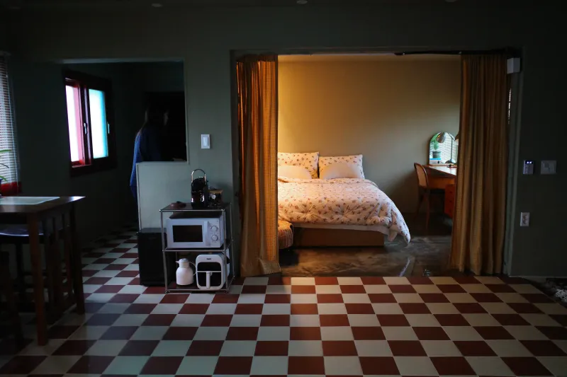 [Daejeong, Seogwipo] West / 1-minute walk to Songaksan Mountain and Sagyebada, Sentimental Private House (Main House) 4