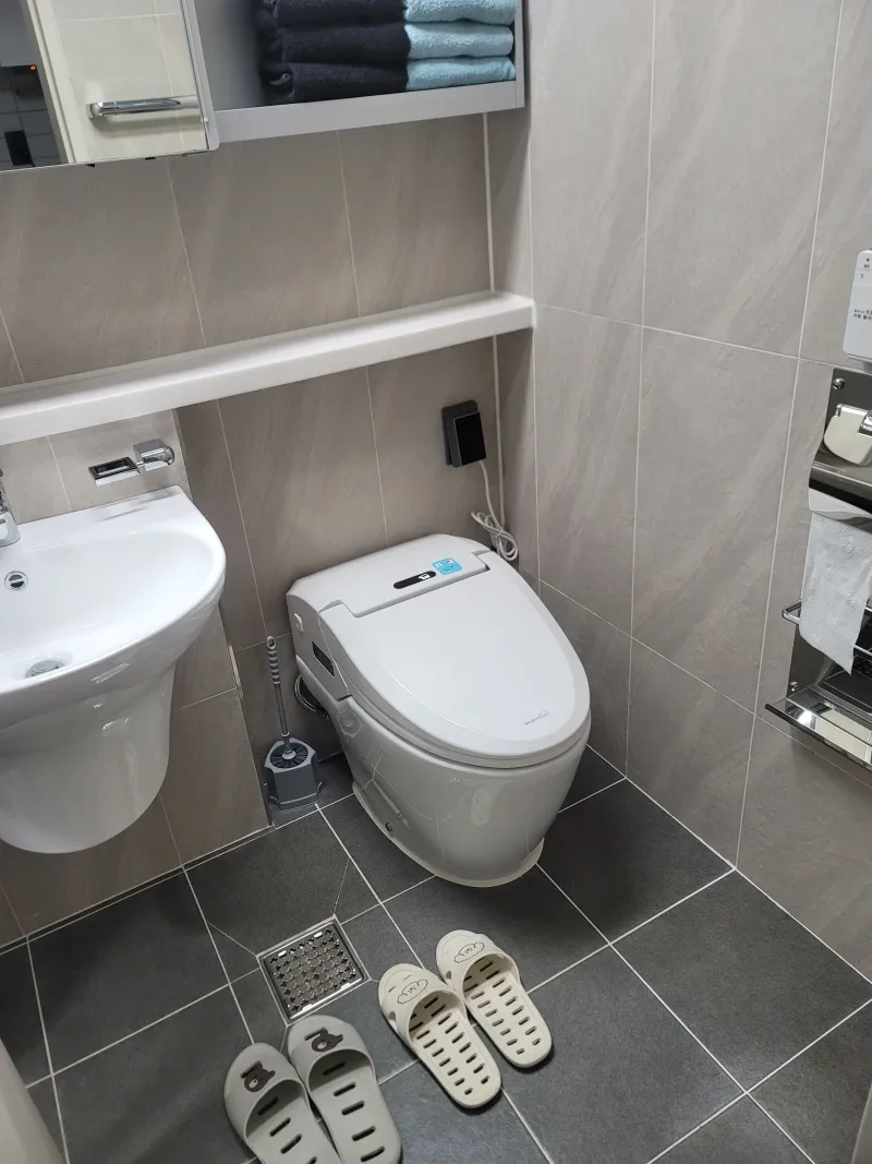 [Hwaseong] Fully furnished duplex officetel near Dongtan Station 4