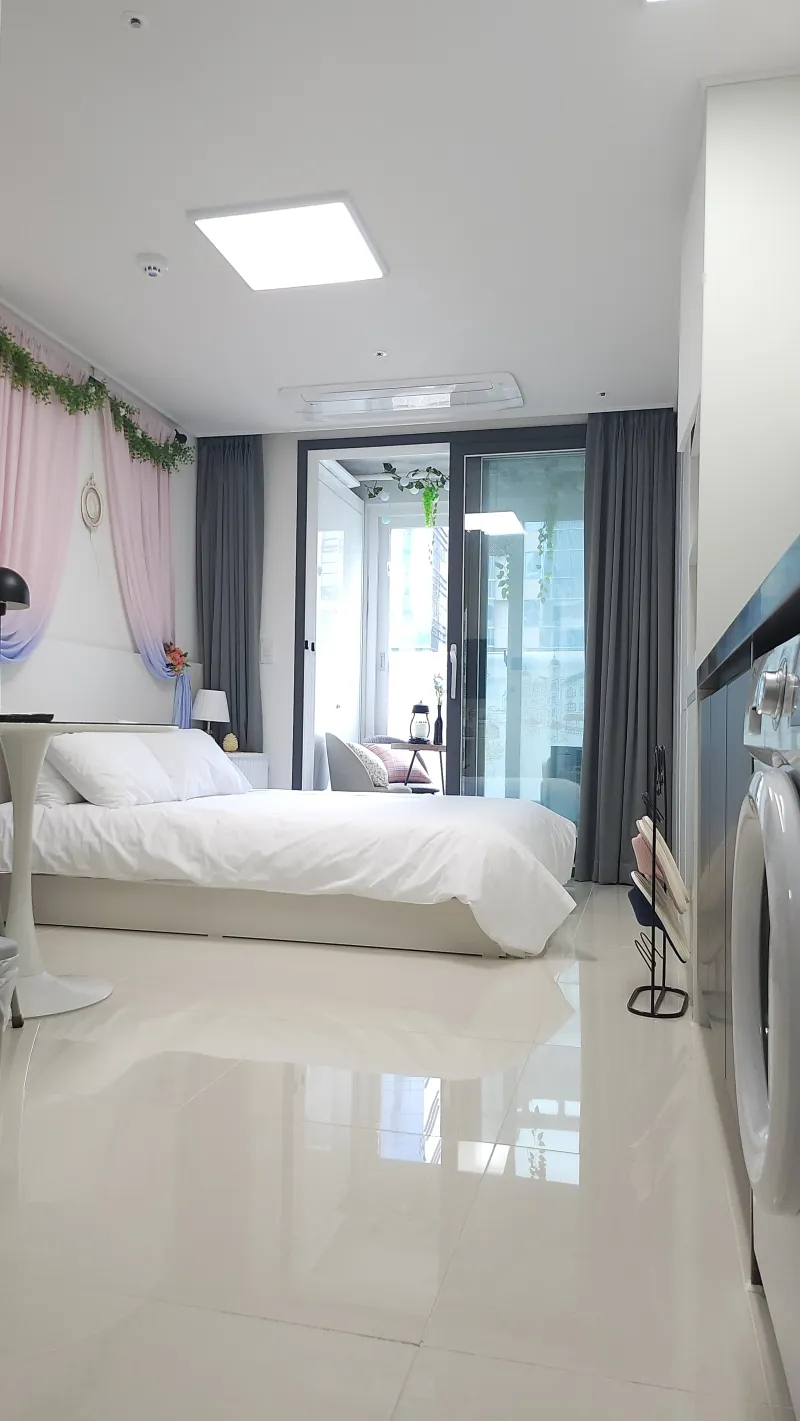 [Yeonje, Busan] 1 minute walk from Yeonsan subway station, newly built, fully equipped 5