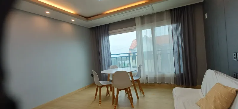 [Gujwa, Jeju] Use of the entire 1st and 2nd floors of the country house 60
