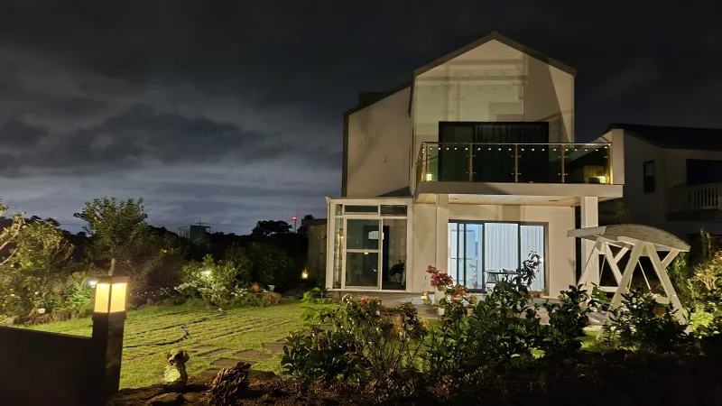 [Hangyeong, Jeju] A three-story detached house with a view of Chagwido Island and windmills. 36