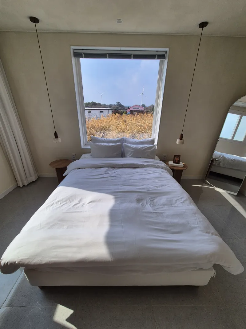[Hangyeong, Jeju] Two-room family accommodation with a windmill ocean view #Indoor heated pool #Sunset 3
