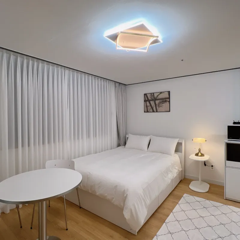 [Gangnam, Seoul] A cozy and quiet room 7