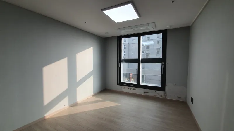 [Hwaseong][Dongtan Station] Newly built apartment within walking distance, 42 pyeong, 4 rooms, 2 bathrooms 4