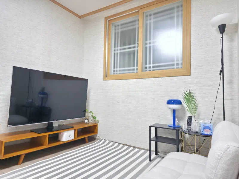 [Seo-gu, Daejeon] 5 minutes from Tanbang Station, Dunsan living area / Two-room / Free parking / Business trips, Monthly stays 7