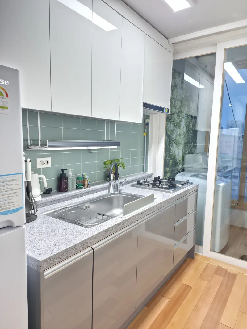 [Seo-gu, Daejeon] 5 minutes from Tanbang Station, Dunsan living area / Two-room / Free parking / Business trips, Monthly stays 14