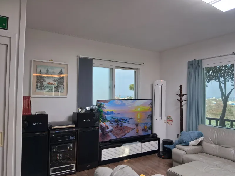 [Aewol, Jeju] Independent accommodation with a large garden and swimming pool overlooking the Gwakji Sea 32
