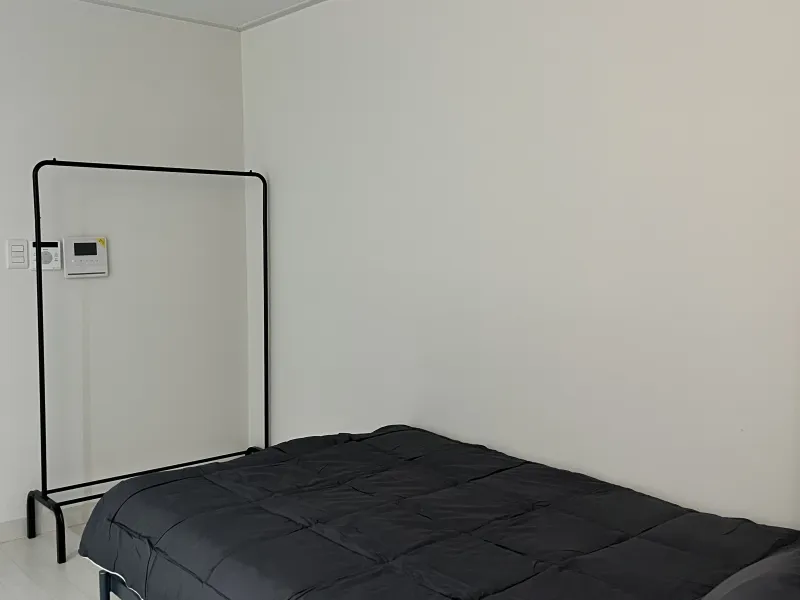 [Jongno, Seoul] 5-minute walk from Hyehwa Station / Premium Studio Room 302 4