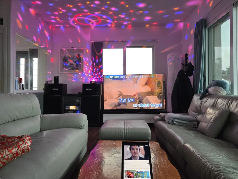 [Aewol, Jeju] Independent accommodation with a large garden and swimming pool overlooking the Gwakji Sea 2