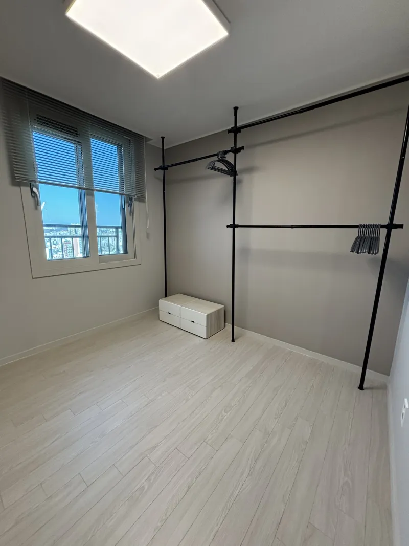 [Bucheon] Sosa·Yeokgok Station 3-room, 25-pyeong new apartment 4