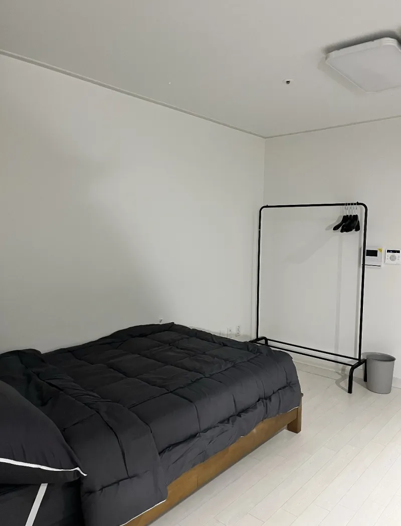 [Jongno, Seoul] 5-minute walk from Hyehwa Station / Premium Studio Room 205 3