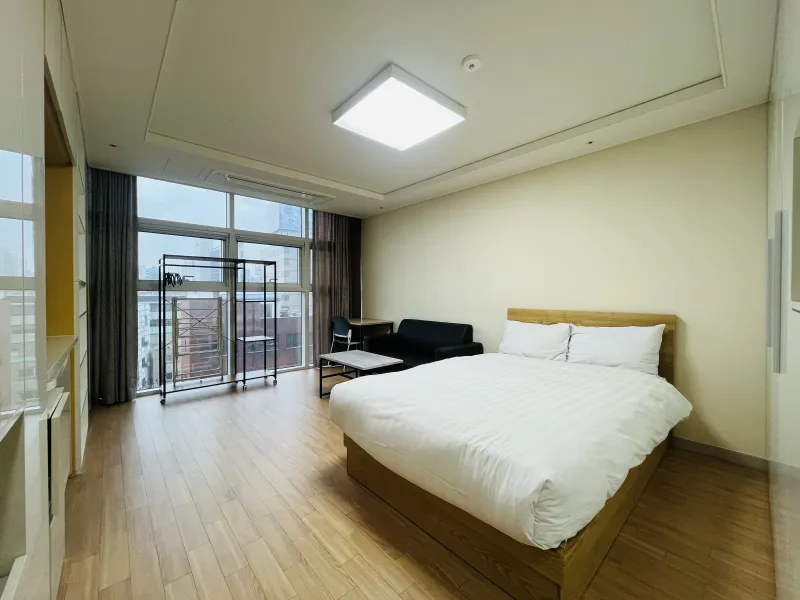 [Yongsan, Seoul] Studio apartment near Seoul Station with good storage space 5